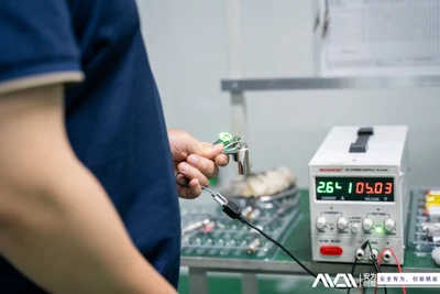 Ką apie ličio baterijų greito įkrovimo technologiją?